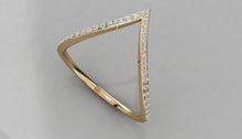Charger l'image dans la galerie, Bague personnalisable en forme de "V"