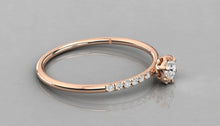 Charger l'image dans la galerie, Bague style solitaire avec pierres sur les épaules