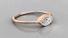 Charger l'image dans la galerie, Bague de type halo avec Marquise centrale personnalisable